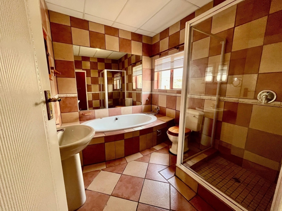 4 Bedroom Property for Sale in Cashan North West